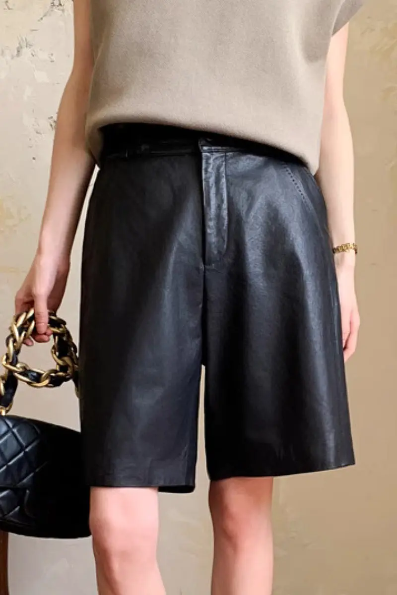 High Waisted Black Leather Shorts - kasudy