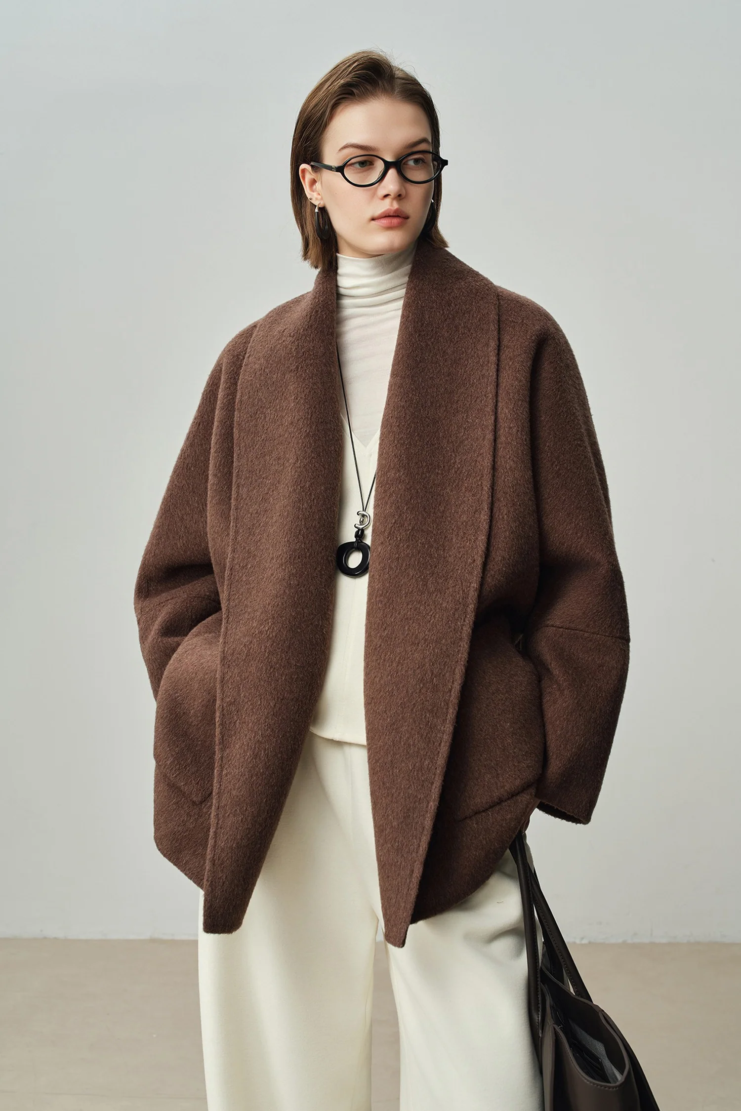 Oversized Double-Faced Wool Short Wrap Coat - kasudy