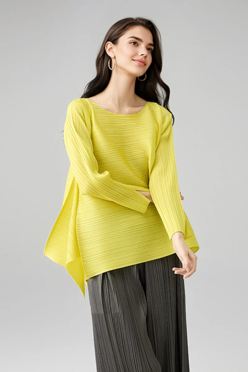 Pleated Asymmetrical Top - kasudy